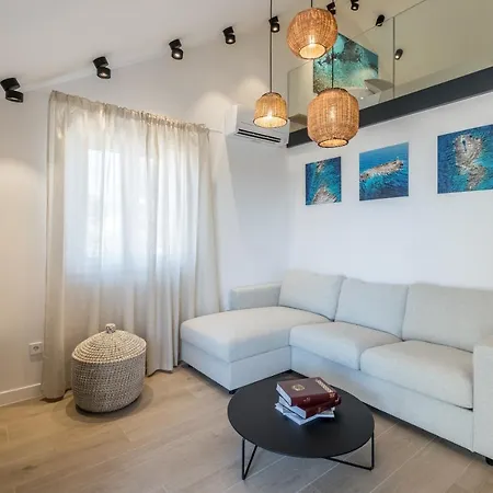 Mar Luxury 수페타르