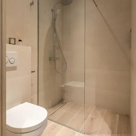 Mar Luxury 수페타르